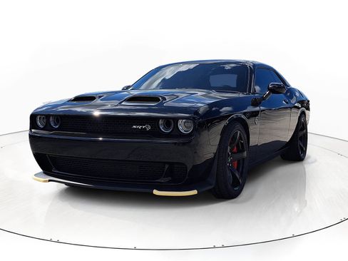 Used 2021 Dodge Challenger SRT Hellcat w/ Plus Package image 3