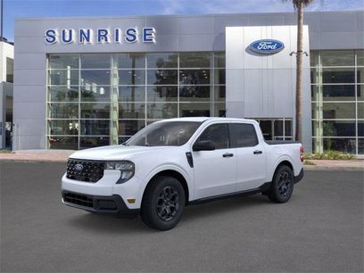New 2025 Ford Maverick XLT w/ Equipment Group 302A