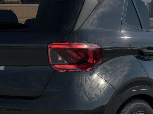 New 2026 Hyundai Venue SEL FWD image 10