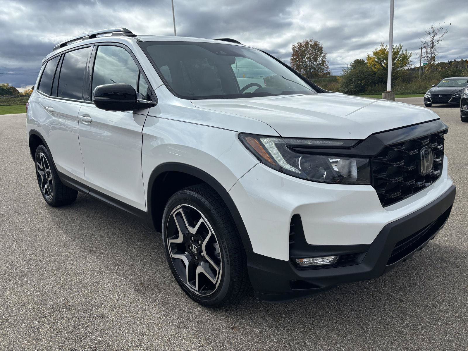 Used 2023 Honda Passport Elite image 7