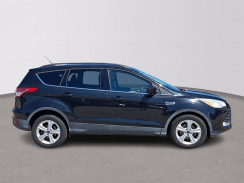 Used 2015 Ford Escape SE w/ Equipment Group 201A FWD image 7