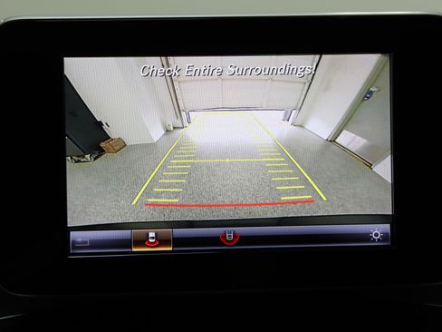 Used 2018 Mercedes-Benz C 300 Sedan image 22