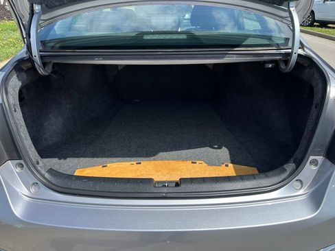 Used 2016 Honda Accord LX image 10