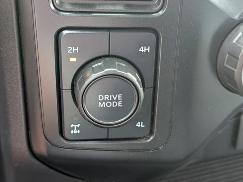 Used 2023 Ford F250 XLT w/ FX4 Off-Road Package AWD/4WD image 17
