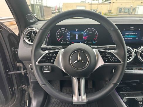 Used 2024 Mercedes-Benz GLB 250 GLB 250 image 26