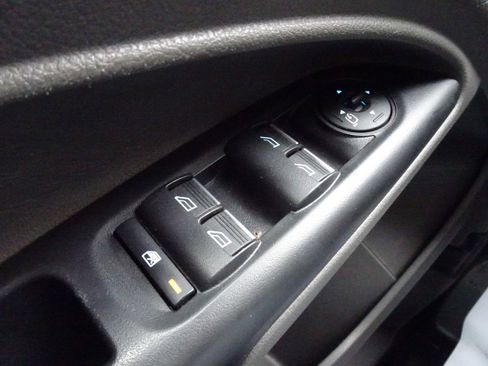 Used 2019 Ford Transit Connect XLT image 20