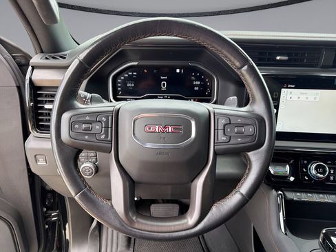Used 2022 GMC Sierra 1500 AT4 w/ AT4 Premium Package AWD/4WD image 21