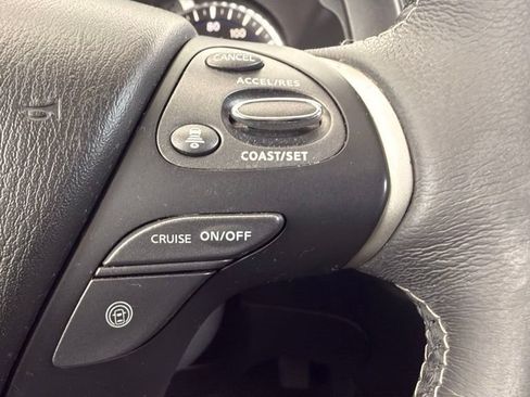 Used 2020 INFINITI QX60 Luxe w/ Essential Package FWD image 32