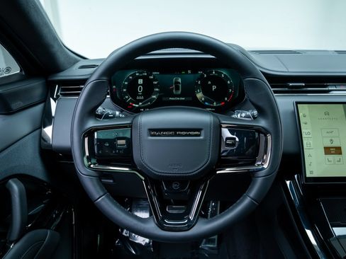 Used 2024 Land Rover Range Rover Sport AWD/4WD image 13