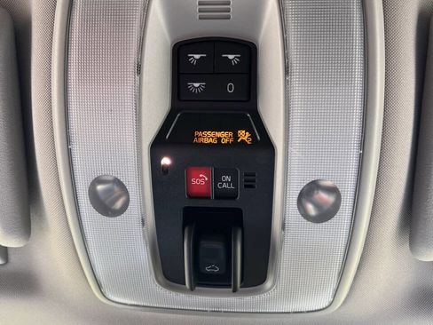 Used 2017 Volvo XC60 T5 Inscription w/ Advanced Package image 28