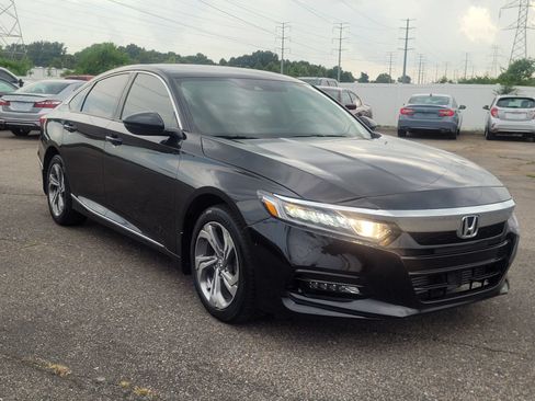 Used 2018 Honda Accord EX-L image 8