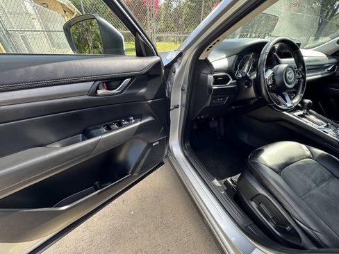 Used 2018 MAZDA CX-5 Touring w/ Preferred Equipment Package FWD image 38