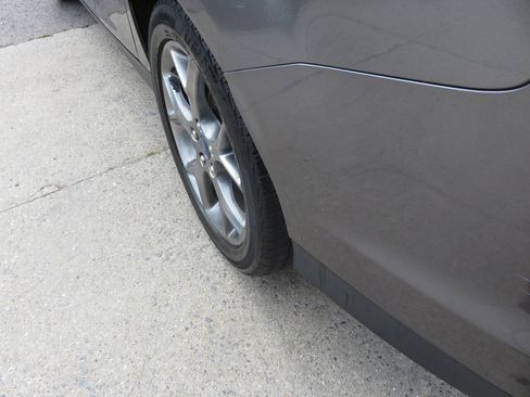 Used 2014 Ford Focus SE w/ Equipment Group 201A FWD image 33