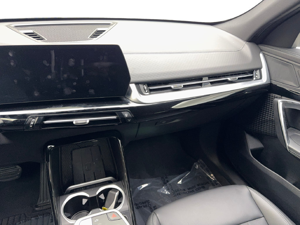 Used 2025 BMW X2 xDrive28i AWD/4WD image 56