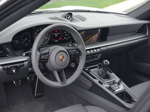 Certified 2024 Porsche 911 Targa 4S image 4