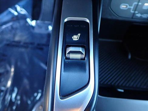 Used 2024 Kia Sorento S image 23