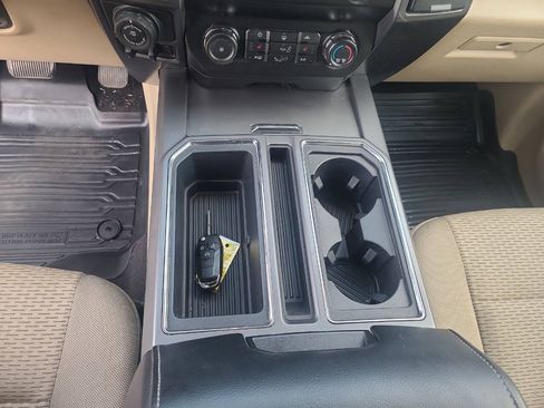 Used 2020 Ford F150 XLT w/ Equipment Group 302A Luxury AWD/4WD image 20