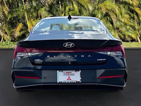 Used 2024 Hyundai Elantra Limited FWD image 6