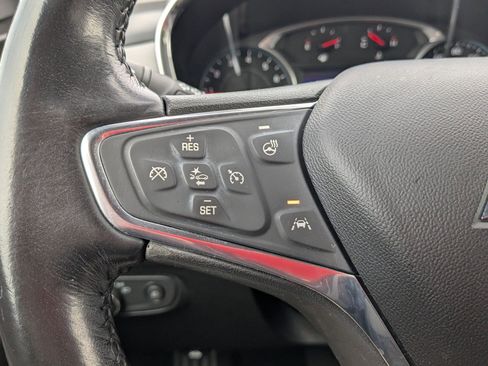 Used 2019 Chevrolet Equinox Premier image 17