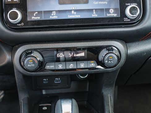 Used 2024 Nissan Kicks SR FWD image 16