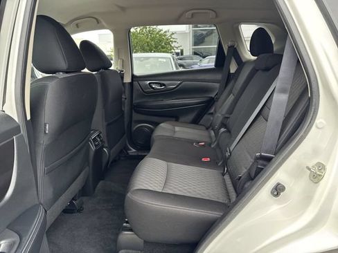 Used 2020 Nissan Rogue SV AWD/4WD image 24