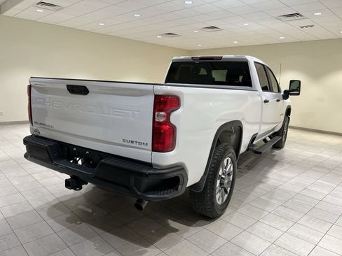 Used 2025 Chevrolet Silverado 2500 Custom w/ Custom Value Package AWD/4WD image 5