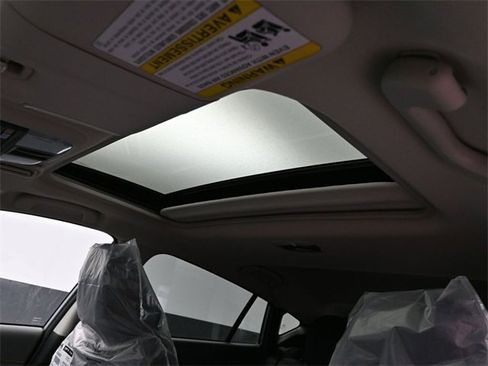 Used 2025 Subaru Crosstrek 2.5i Limited image 14