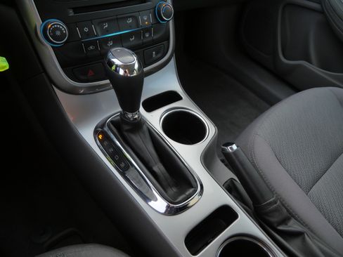 Used 2015 Chevrolet Malibu LS w/ Protection Package FWD image 24