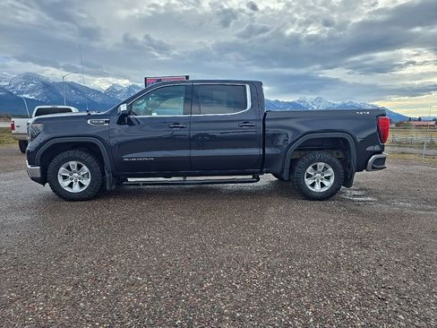 Used 2023 GMC Sierra 1500 SLE image 4