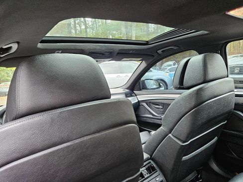 Used 2013 BMW 550i xDrive Sedan image 27