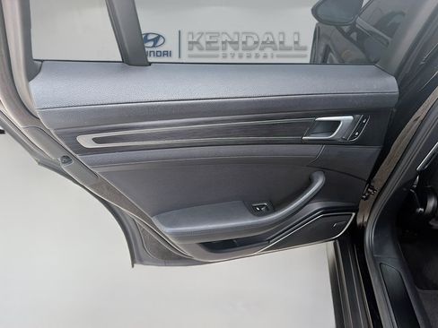 Used 2023 Porsche Panamera Platinum Edition RWD image 23