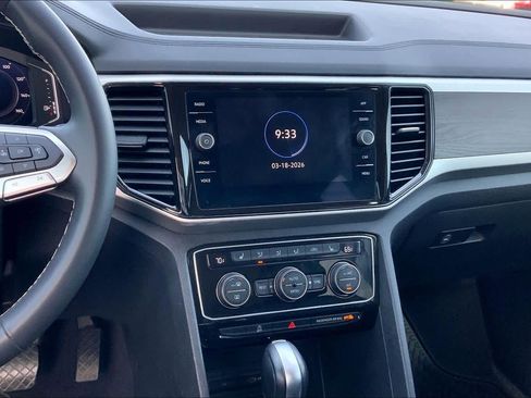 Used 2022 Volkswagen Atlas SE image 7