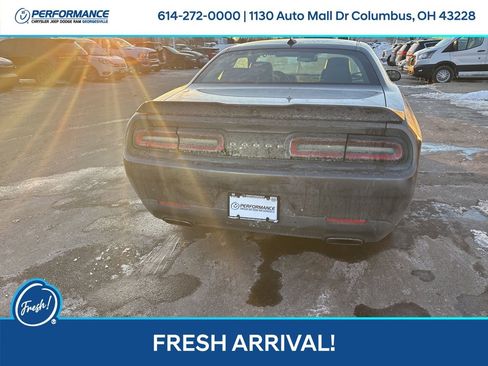 Used 2017 Dodge Challenger GT w/ Technology Group image 5