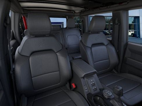 New 2026 Ford Bronco Badlands w/ Sasquatch Package AWD/4WD image 10