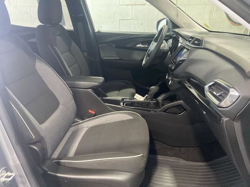 Used 2023 Chevrolet TrailBlazer LT w/ Convenience Package FWD image 26