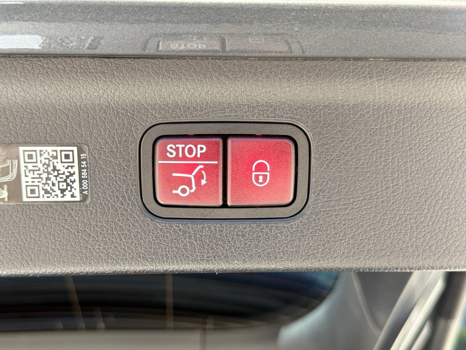 Used 2024 Mercedes-Benz EQE 350+ SUV image 17