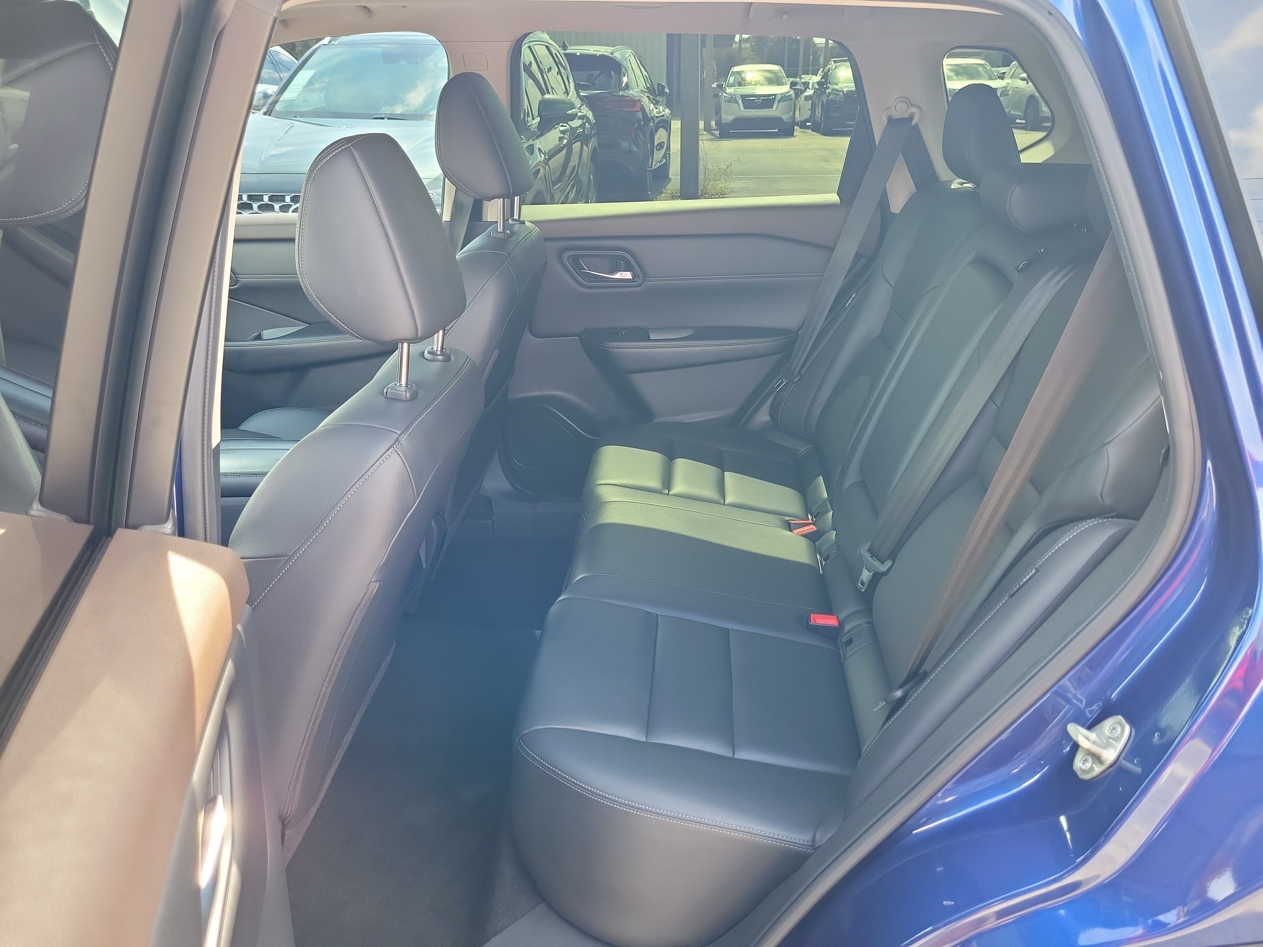 Certified 2023 Nissan Rogue SL FWD image 16