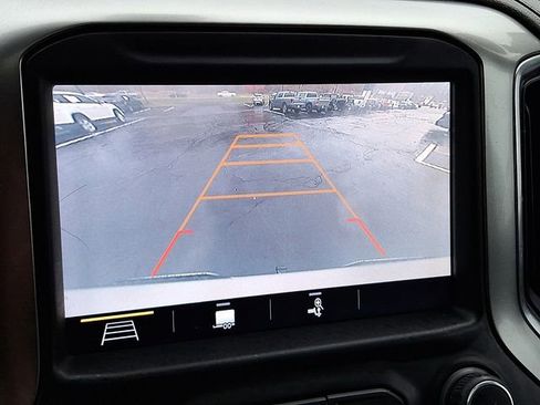 Used 2019 Chevrolet Silverado 1500 RST image 23