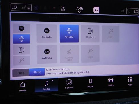 Used 2021 Chrysler Pacifica Touring-L w/ Uconnect Theater Family Group FWD image 25