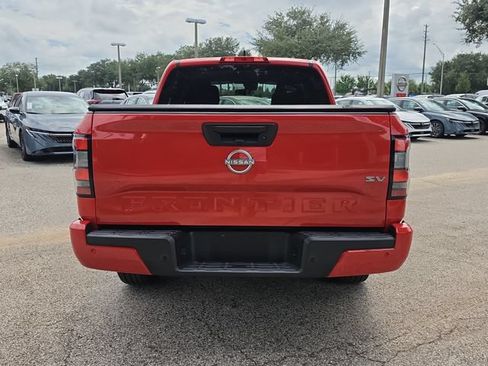 Certified 2024 Nissan Frontier SV w/ Technology Package RWD image 7