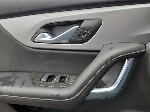 Used 2025 Chevrolet Blazer LT image 17