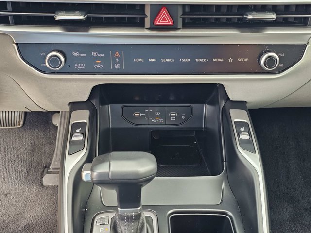 Used 2025 Kia Sorento S w/ Panoramic Sunroof Package FWD image 28