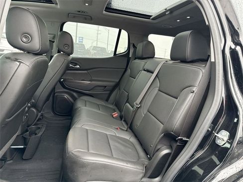 Used 2021 GMC Acadia SLT w/ Elevation Edition image 23