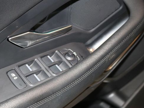 Used 2020 Jaguar E-PACE SE image 56