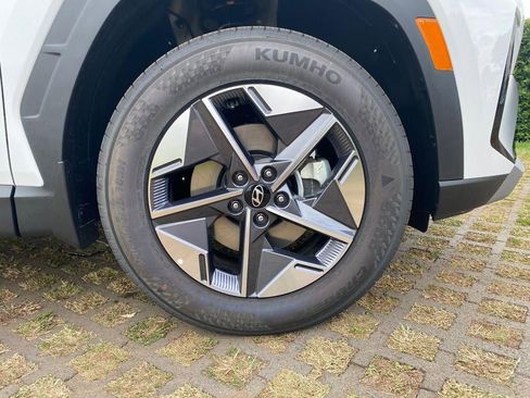 New 2026 Hyundai Tucson SEL image 9