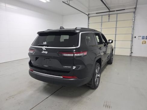 New 2026 Jeep Grand Cherokee L Limited AWD/4WD image 4