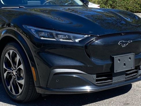 Used 2021 Ford Mustang Mach-E Premium image 12