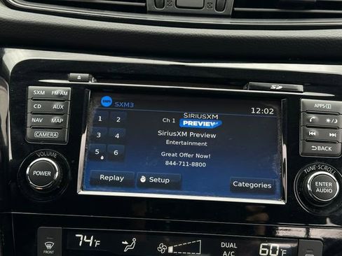 Used 2017 Nissan Rogue SV w/ SV Premium Package image 25