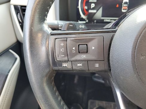 Used 2024 Nissan Rogue SL w/ SL Premium Package FWD image 21