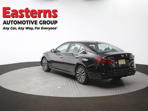 Used 2024 Nissan Altima 2.5 SV FWD image 64